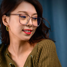 Load image into Gallery viewer, Crystal Grey